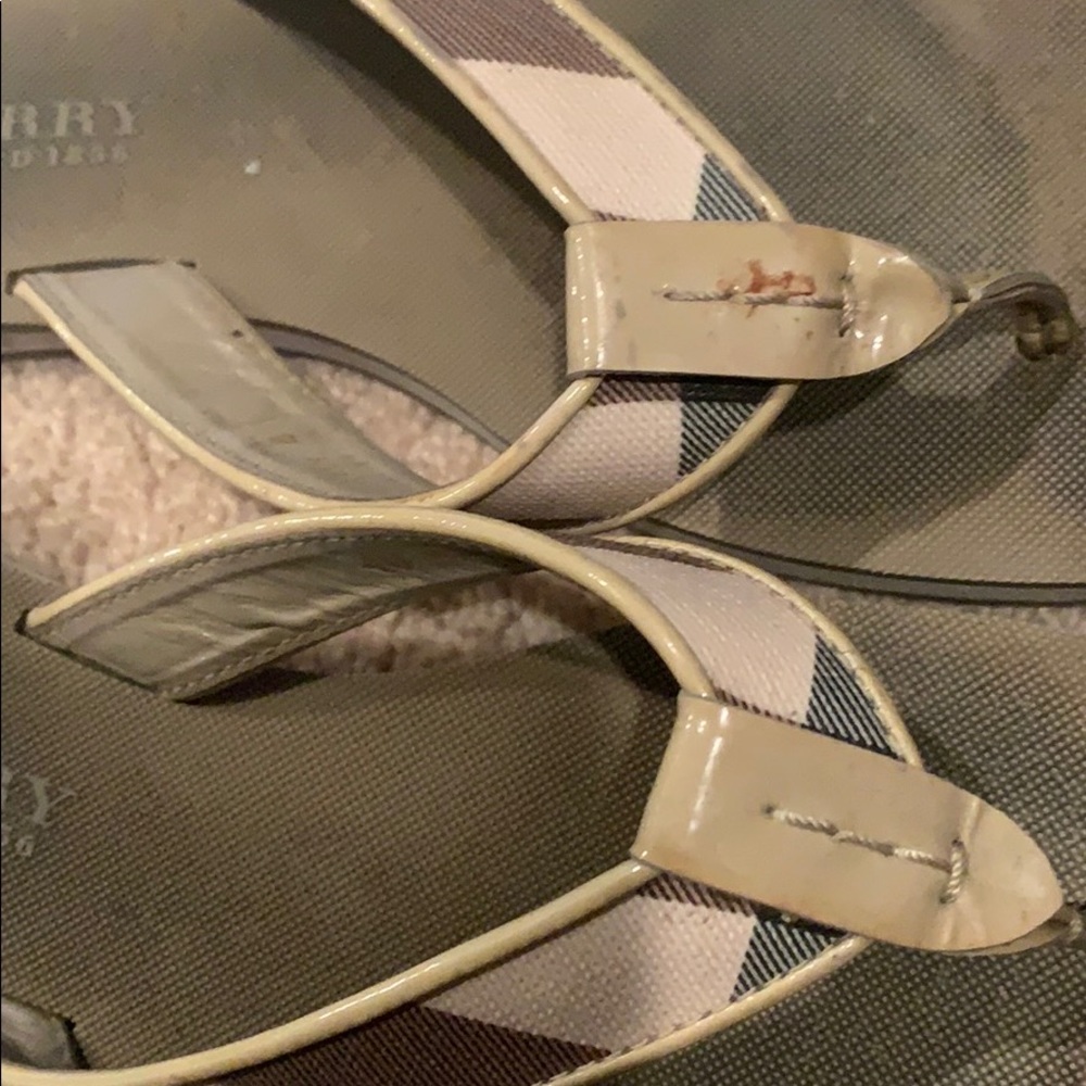 Burberry sandals - Picture 3 of 5
